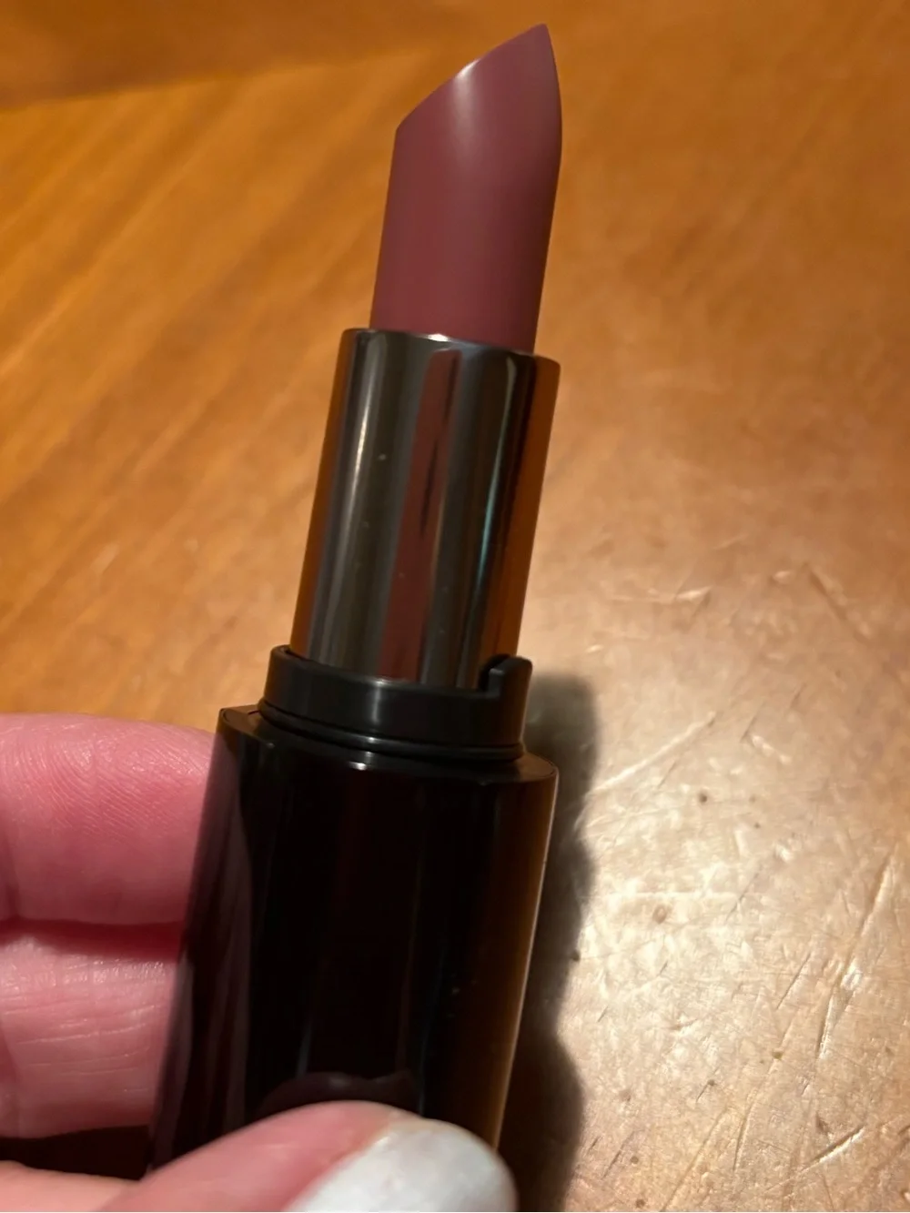 Laura Mercier Avenue Montaigne Creme Caviar Hydra-creme Smoothing Lipstick